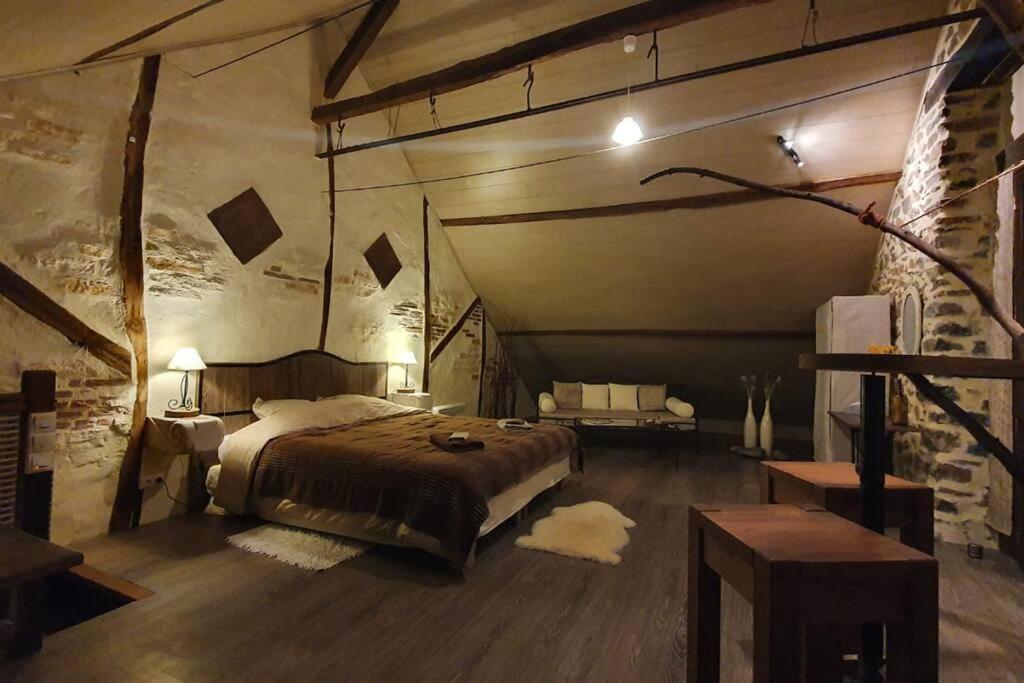 Unique Room With Great View In A Former Old Barn Troche Exterior photo