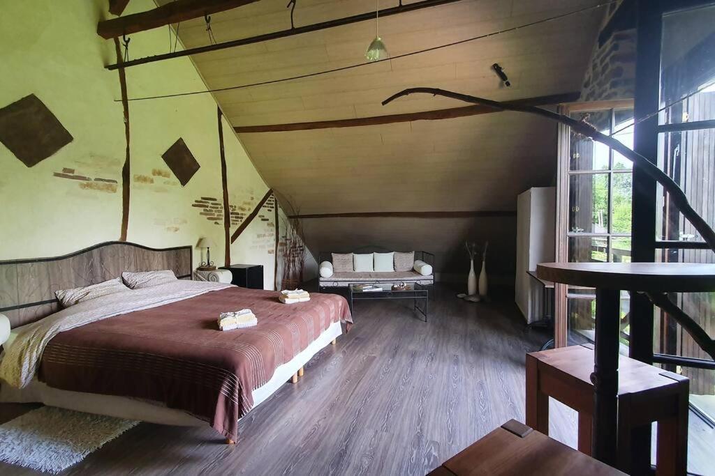Unique Room With Great View In A Former Old Barn Troche Exterior photo